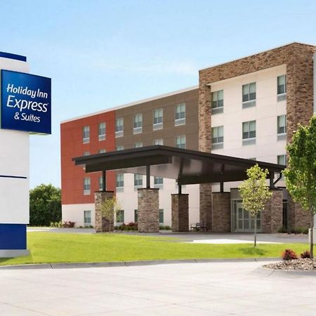 Holiday Inn Express & Suites Oscoda By Ihg Exterior photo
