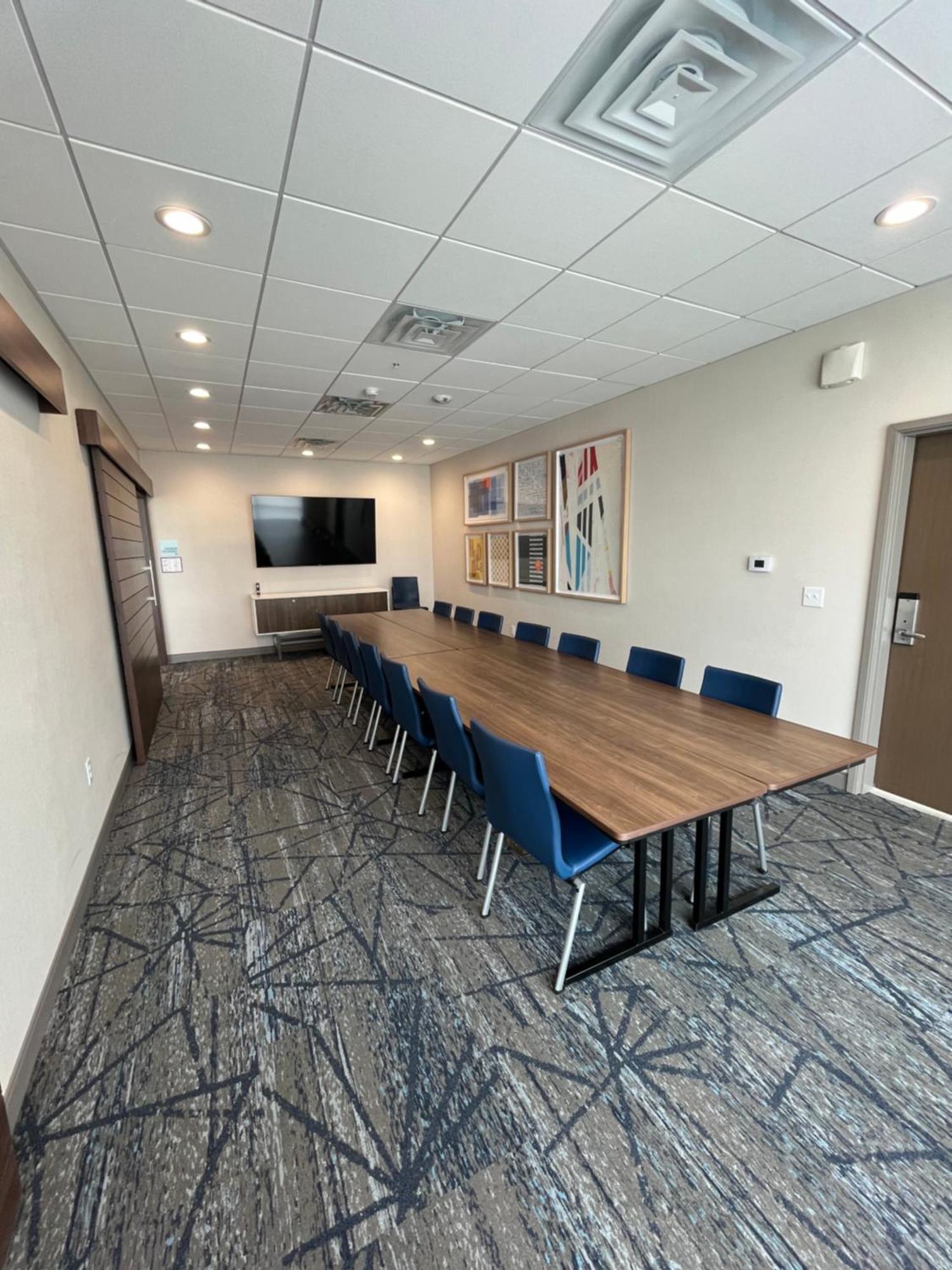 Holiday Inn Express & Suites Oscoda By Ihg Exterior photo