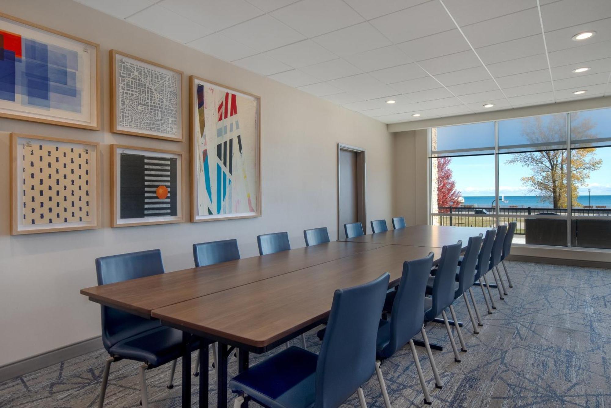Holiday Inn Express & Suites Oscoda By Ihg Exterior photo