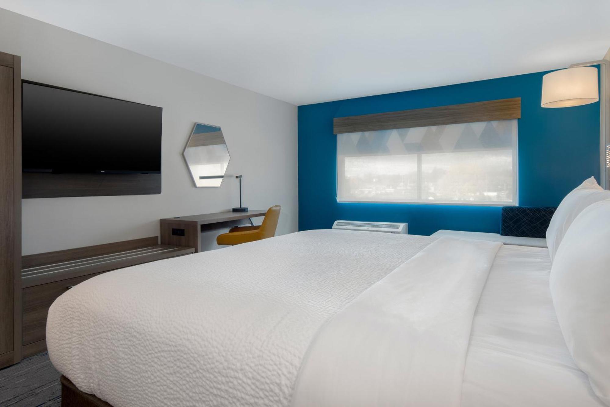 Holiday Inn Express & Suites Oscoda By Ihg Exterior photo
